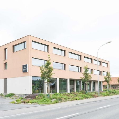 Wyna Motel Neudorf エクステリア 写真
