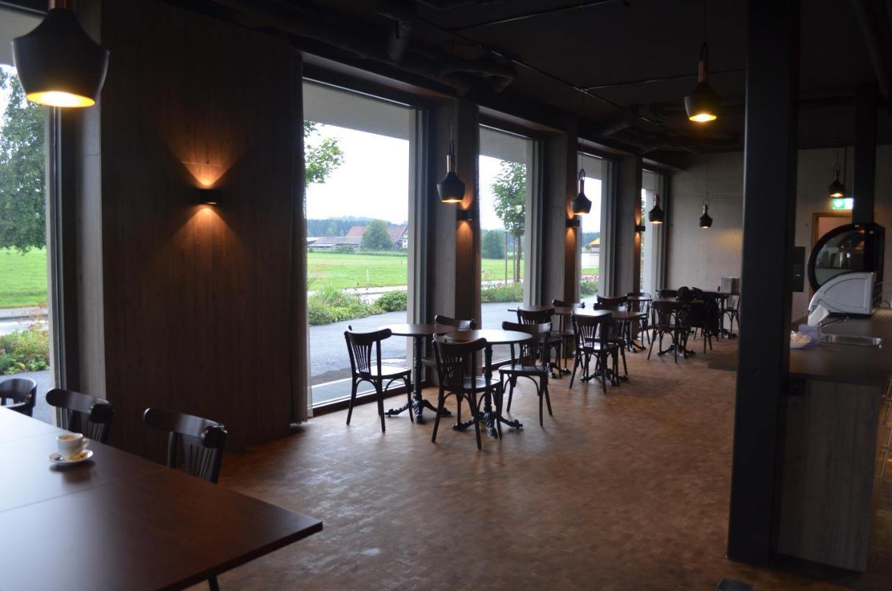 Wyna Motel Neudorf エクステリア 写真