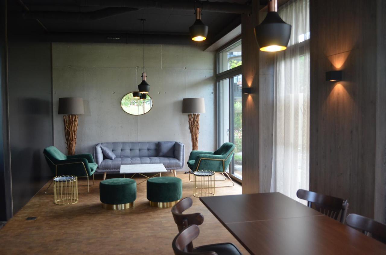 Wyna Motel Neudorf エクステリア 写真